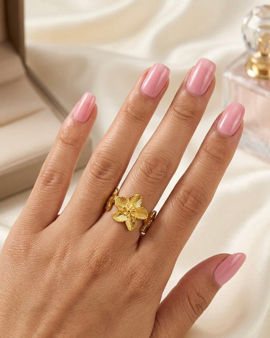 Evora Ring