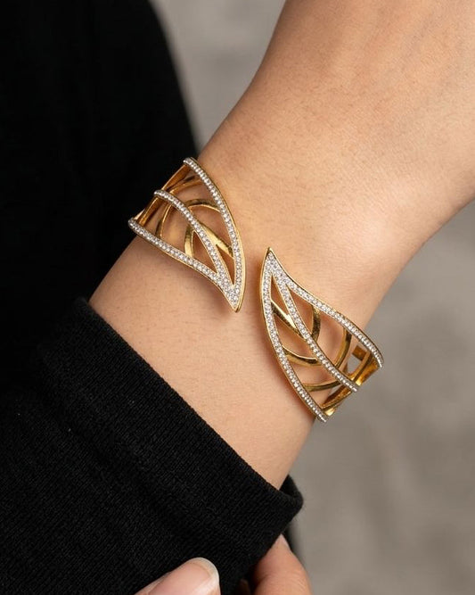Leafed Stone Cuff